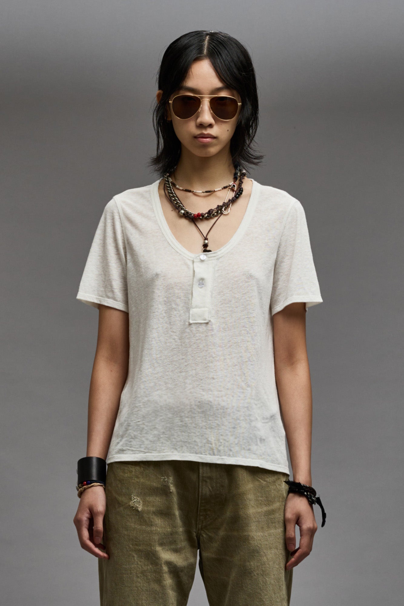 LOW NECK HENLEY TEE - ECRU - 3