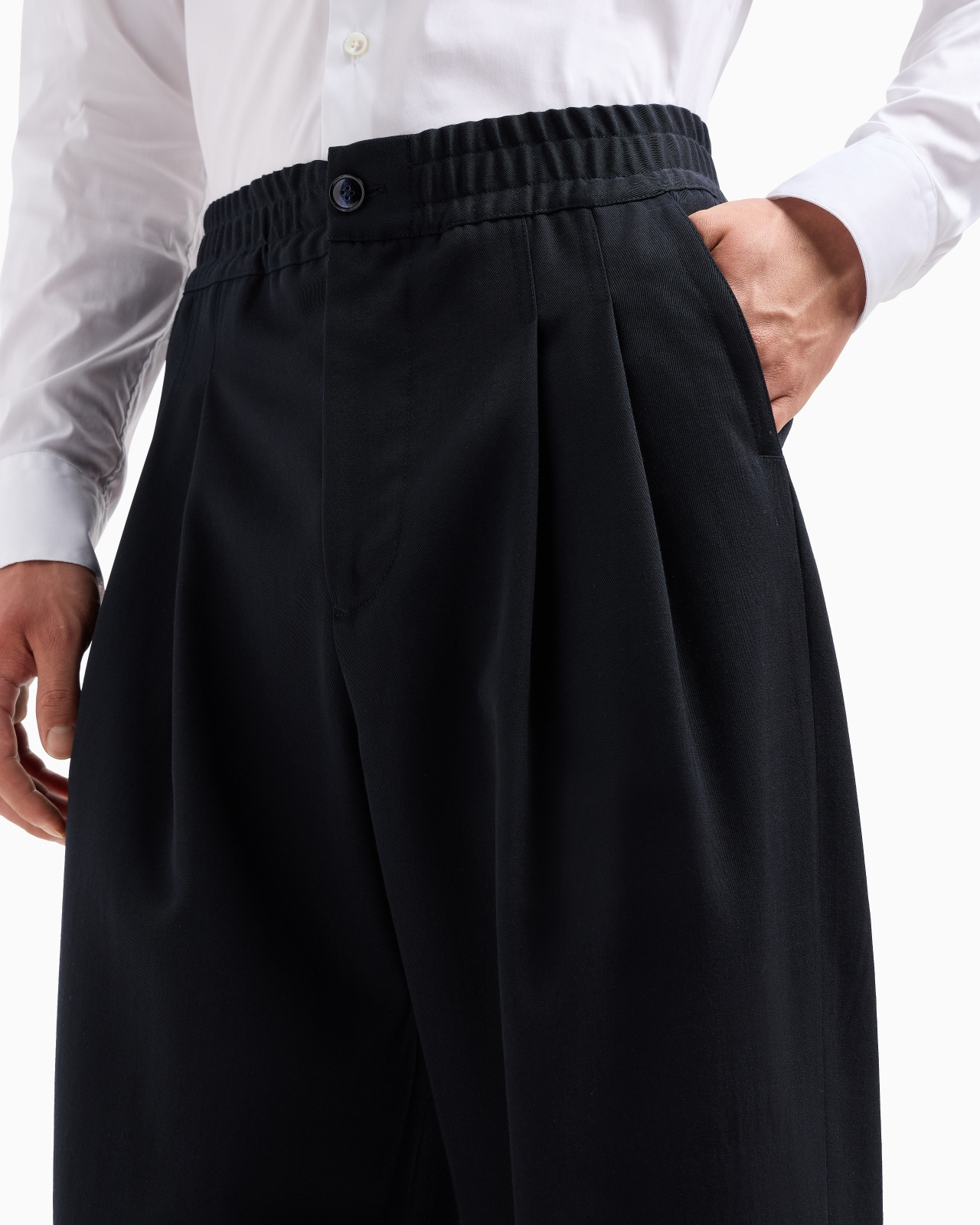 DOUBLE-PLEAT TROUSERS IN VIRGIN WOOL - 5