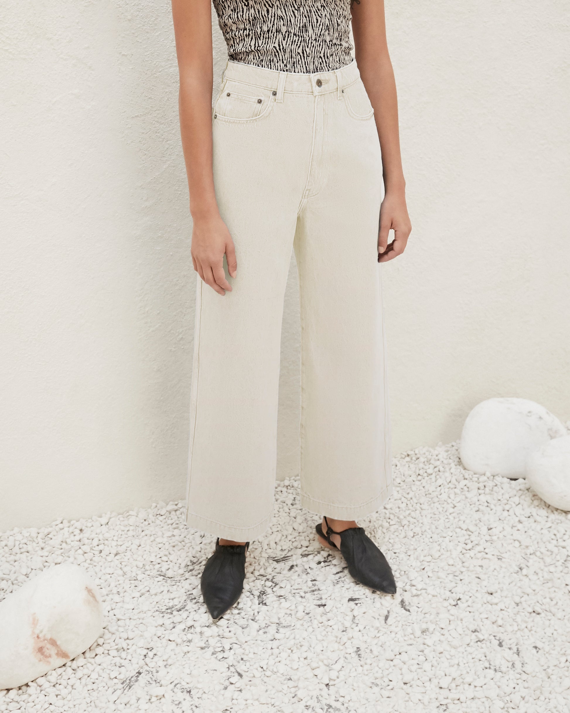 Wide Leg Jeans - 2