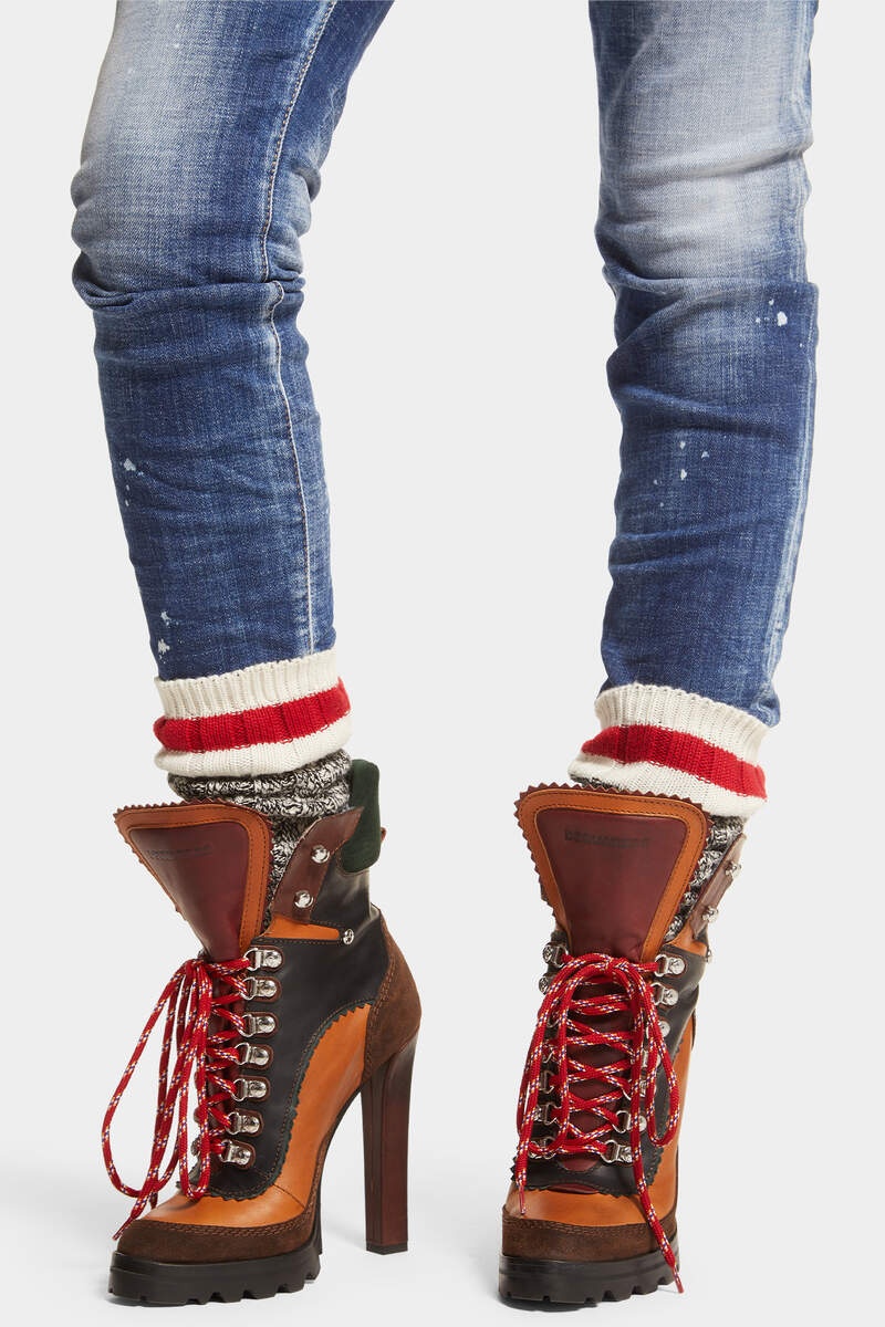 CANADIAN HIKING HEELED ANKLE BOOTS - 6