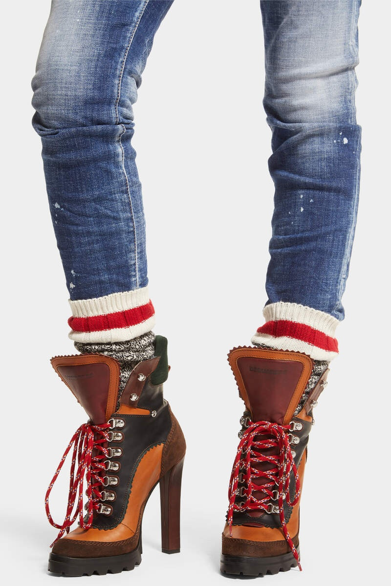 CANADIAN HIKING HEELED ANKLE BOOTS 6