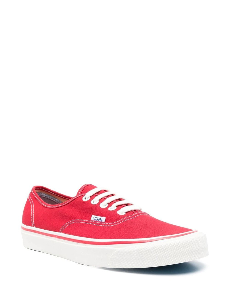 Vans Classic low-top sneakers outlook