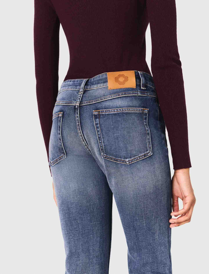 Bootcut jeans with zip pockets 6