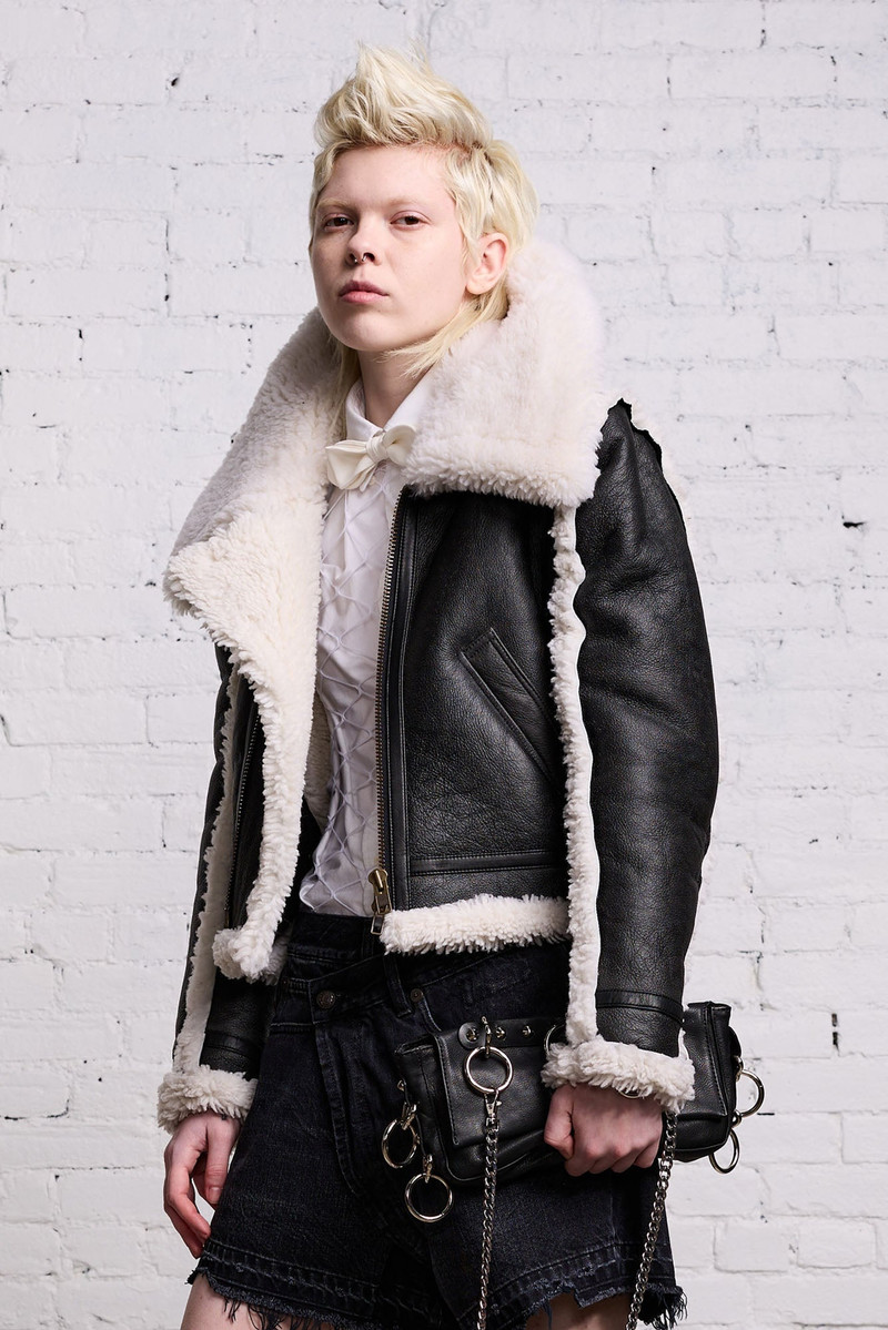 R13 SHRUNKEN FLAT SLEEVE AVIATOR - BLACK outlook