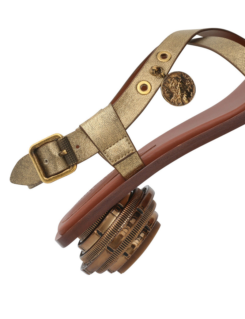 TROVE SANDAL 40 6
