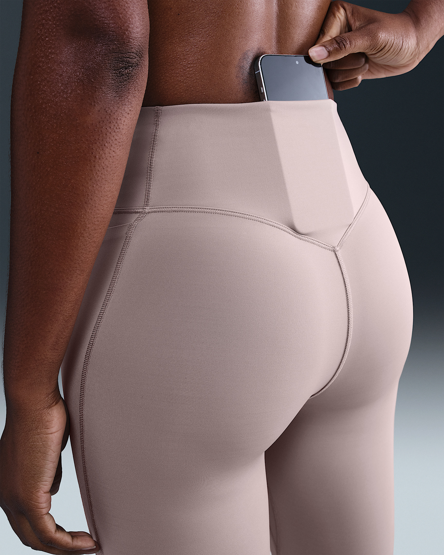Nike Universa Women's High-Waisted 7/8 Leggings with No Front Seam - 6