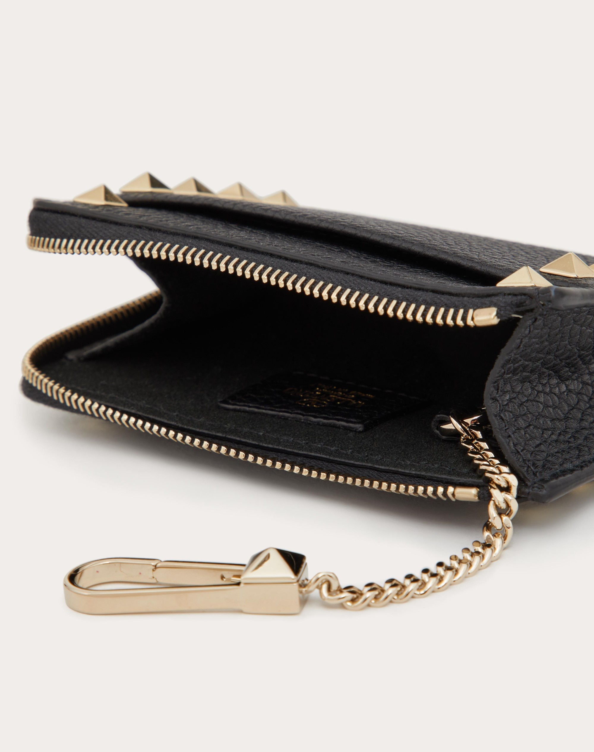 ROCKSTUD CARD HOLDER IN GRAINY CALFSKIN WITH KEY CHAIN - 5