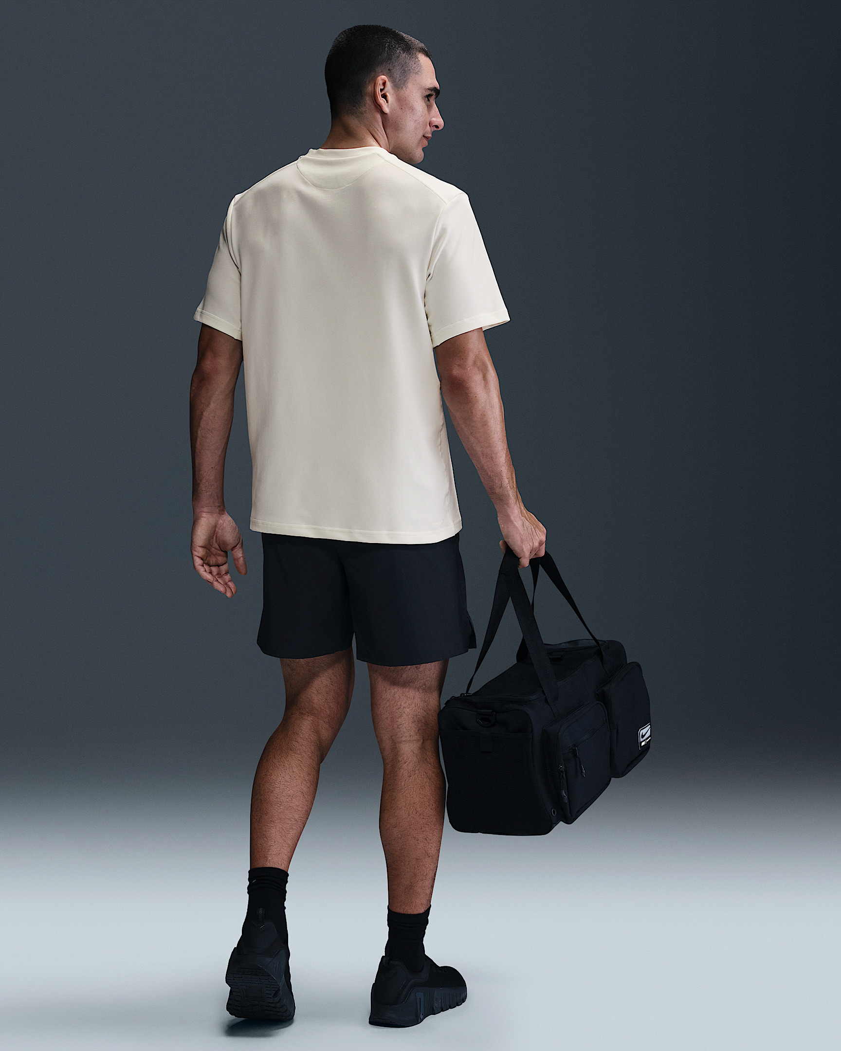 Nike Primary Men's Dri-FIT Short-Sleeve Versatile Top - 5