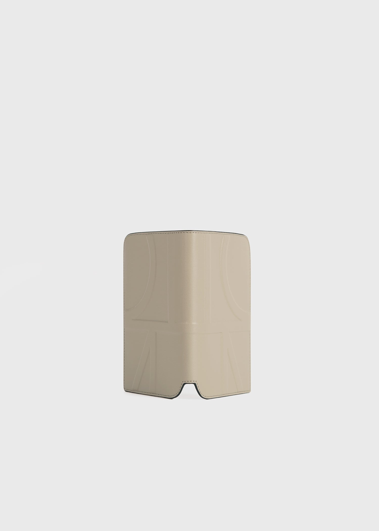 Monogram leather passport holder fawn - 3