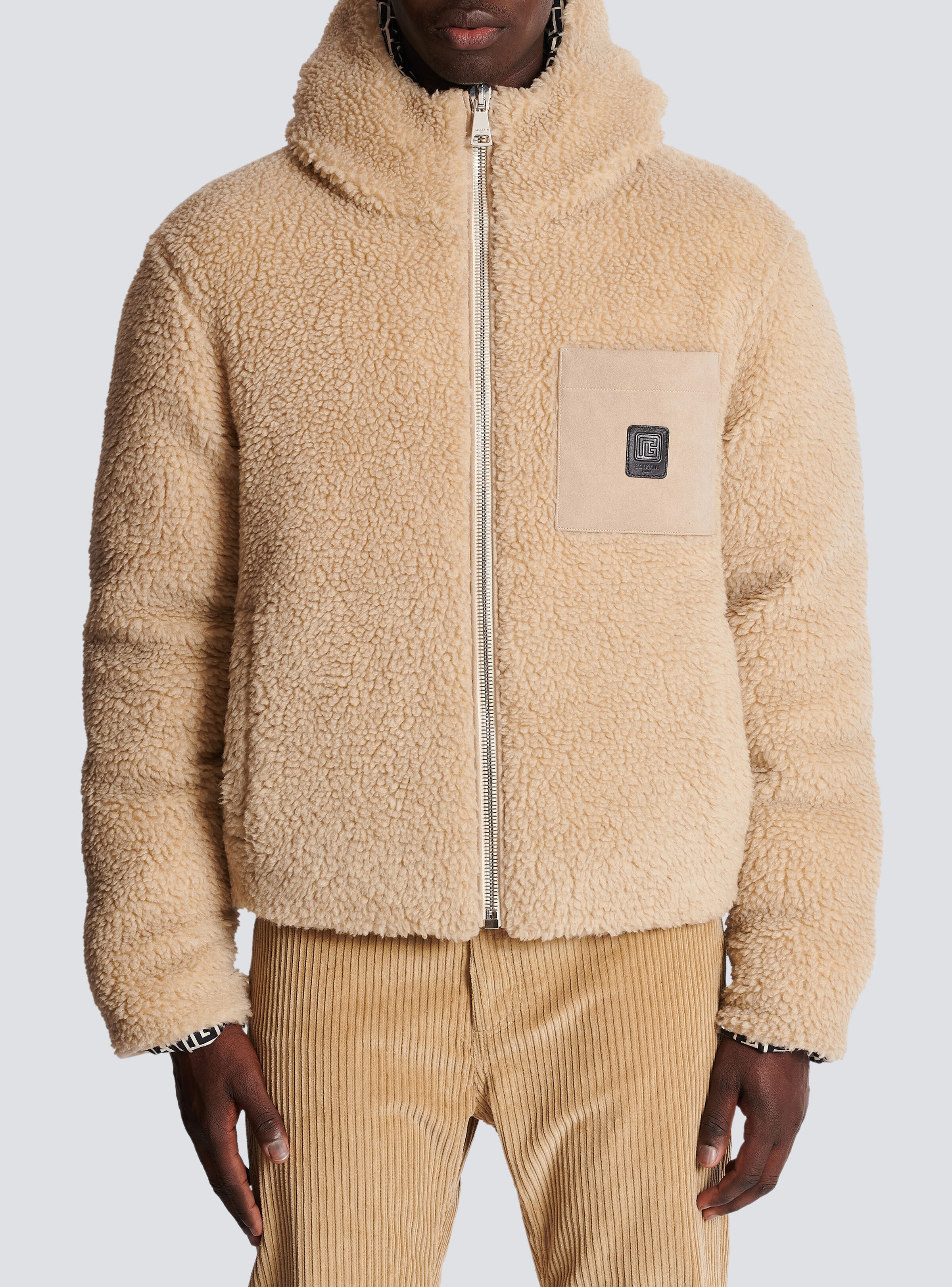 Monogrammed reversible puffer jacket - 5