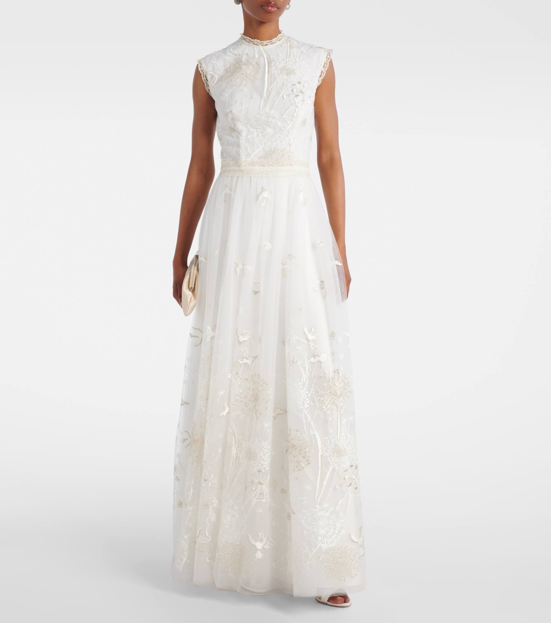 Bridal embroidered gown - 2