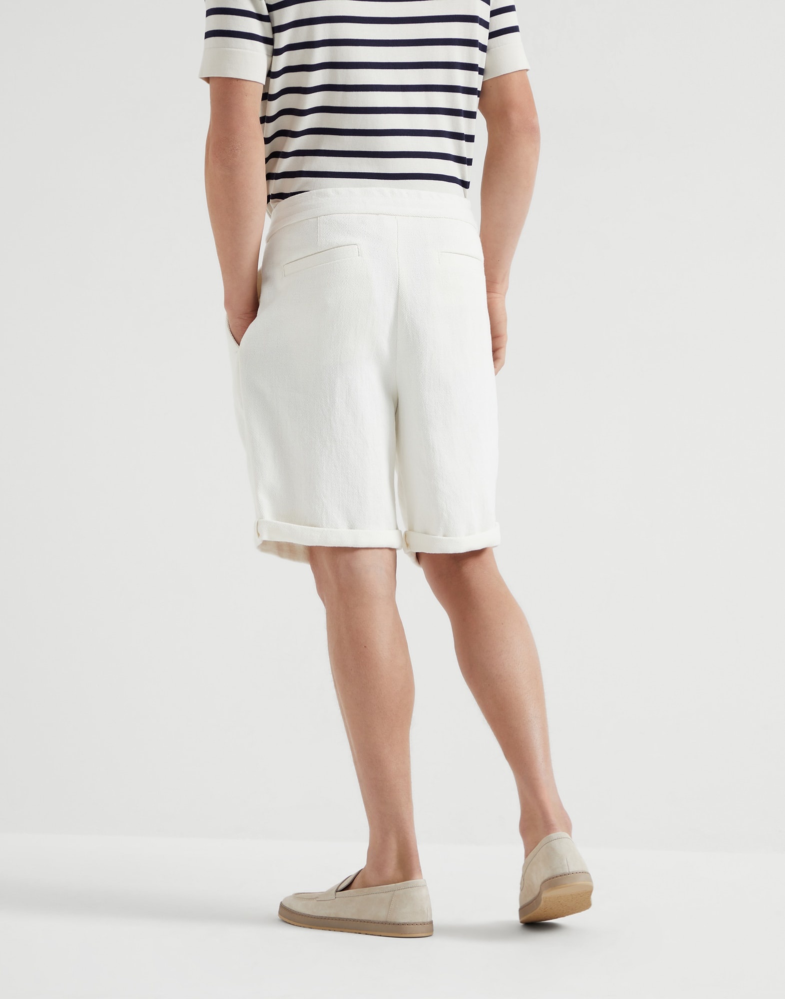 Cotton and linen chevron Bermuda shorts with drawstring and double pleats - 2