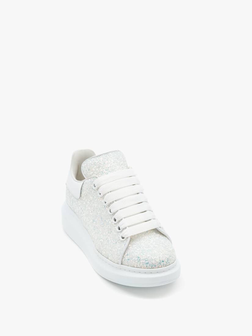 Oversized Sneaker in Silver - 2