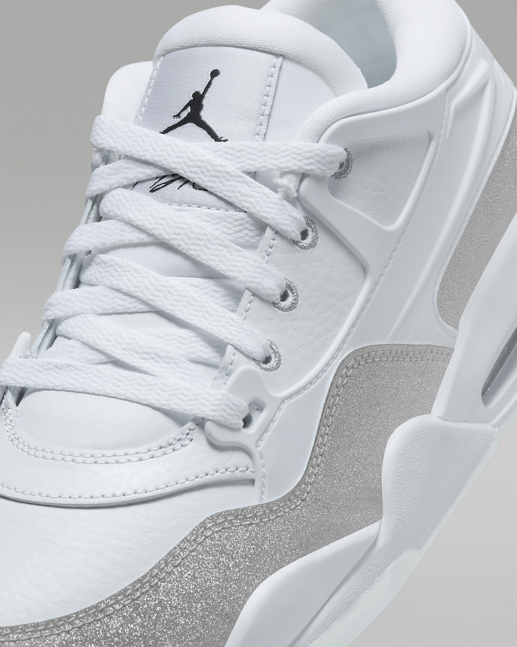 Air Jordan 4 RM Women's Shoes - 7