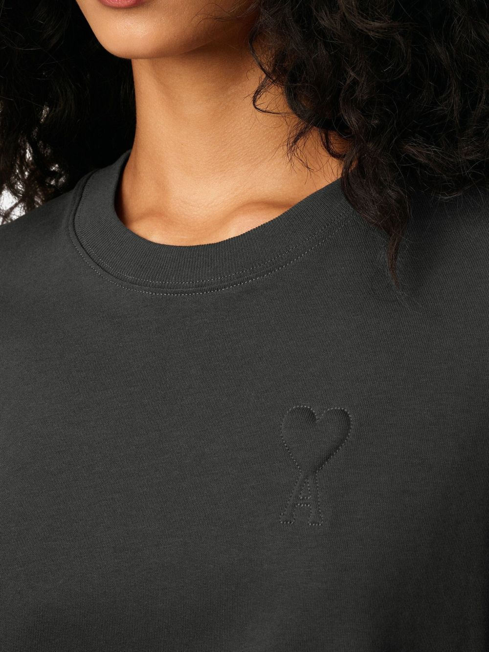 heart-embossed cotton T-shirt - 6