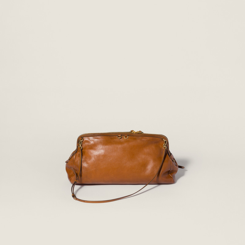 Caprice leather clutch 4