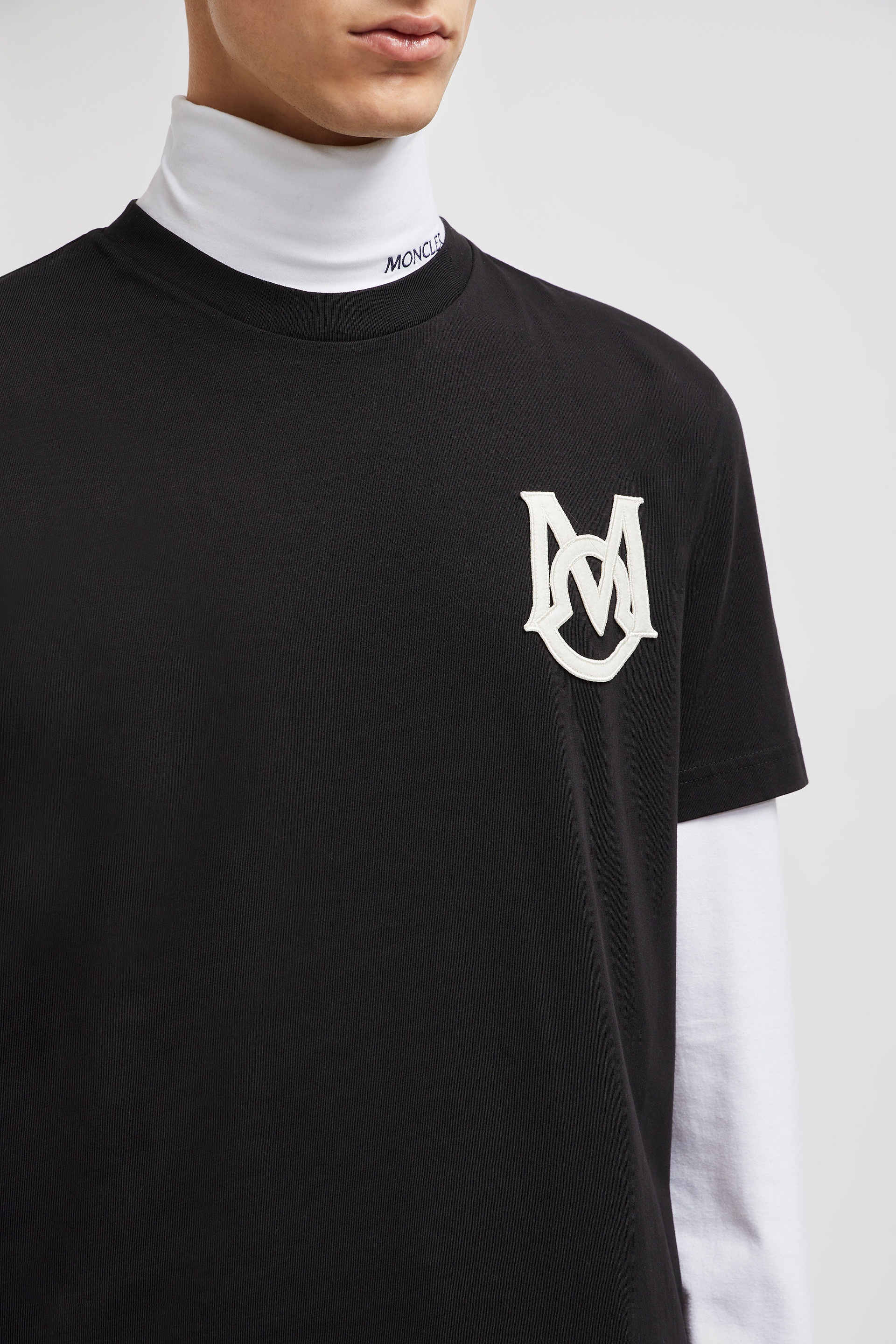 ★【MONCLER】メンズ★Monogram T-shirt in cotone ★Tシャツ Moncler Monogram T-Shirt | REVERSIBLE
