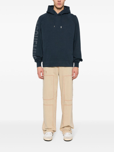 JACQUEMUS Le Hoodie Typo top outlook