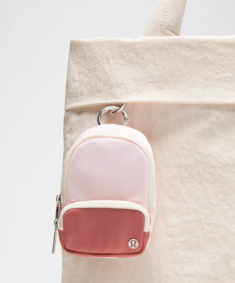 lululemon Everywhere Backpack Nano outlook