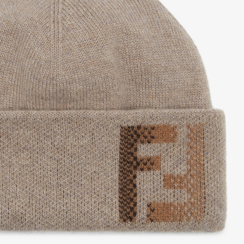 FENDI Beanie outlook