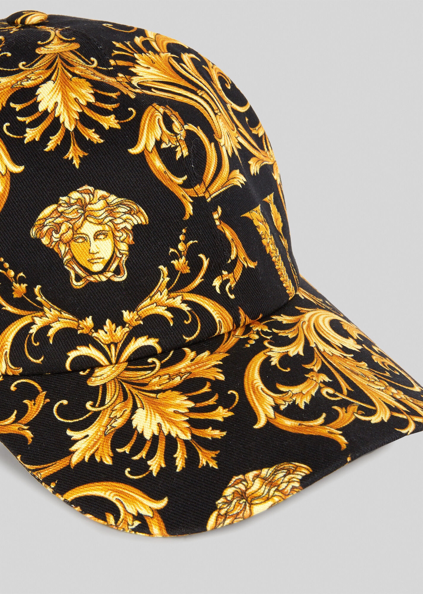 V Barocco Print Cap - 3