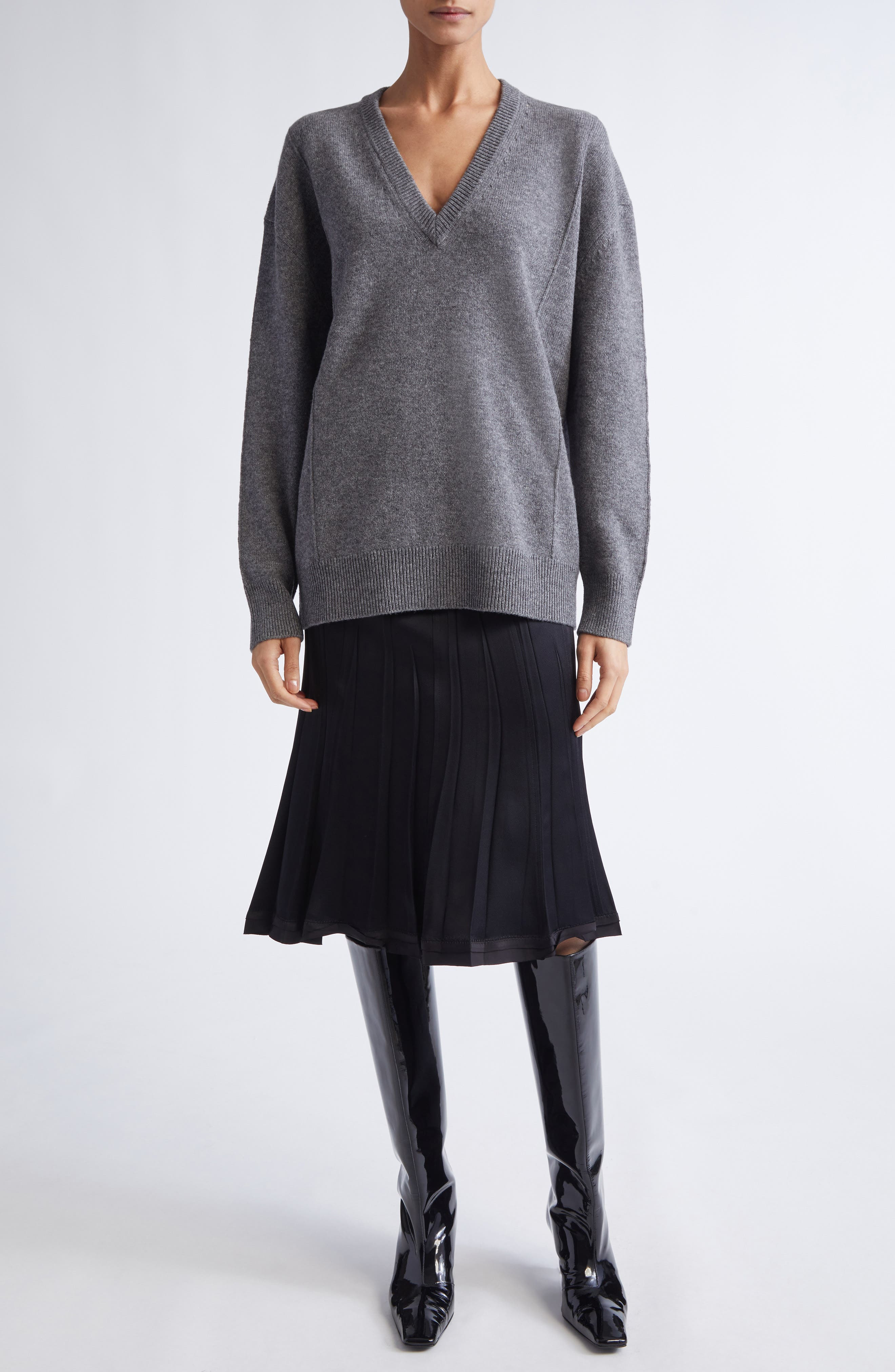 Jil Sander Wool & Cashmere V-Neck Sweater in Basalt at Nordstrom - 2