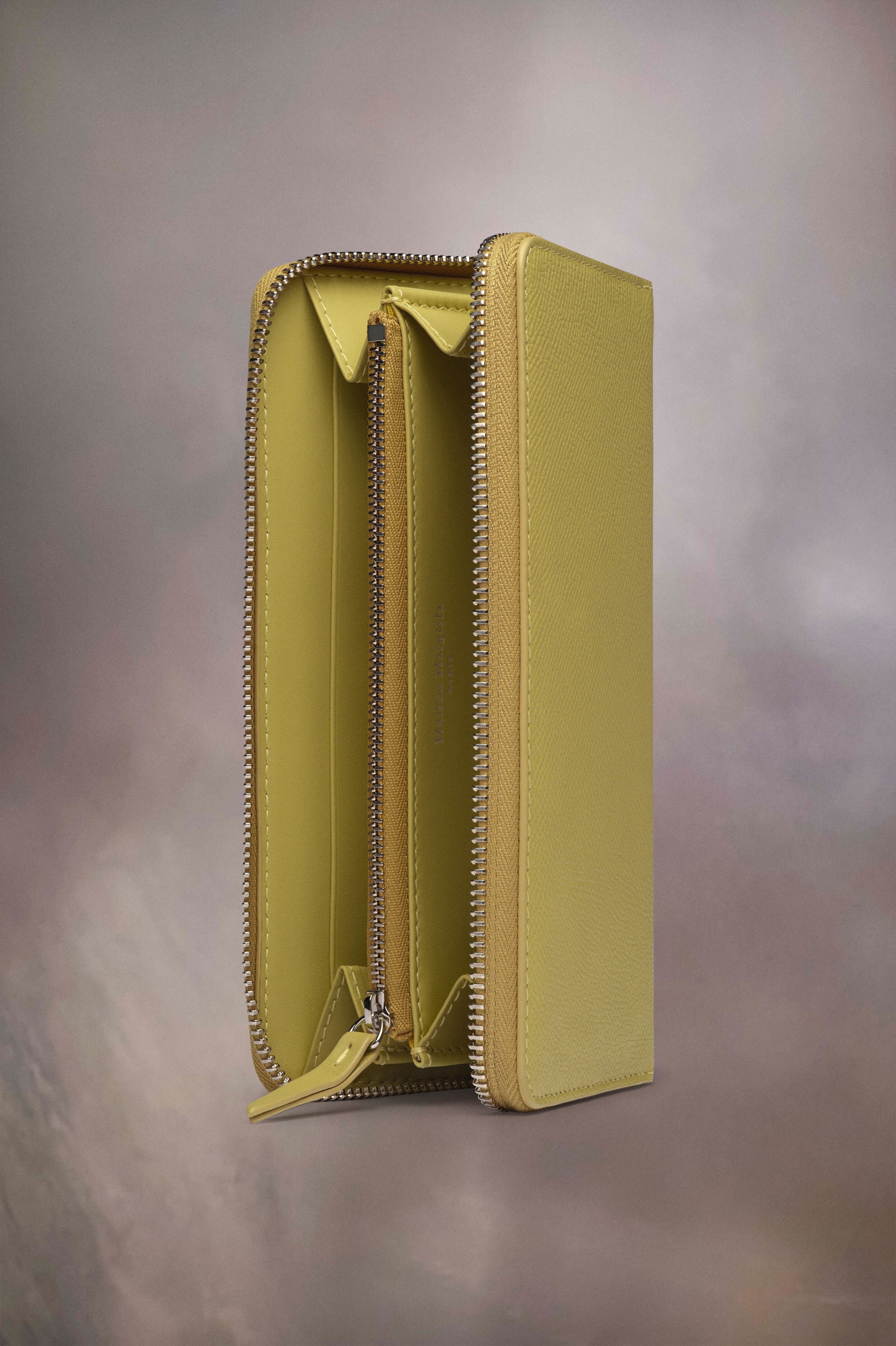 Four stitches zip-around wallet - 2