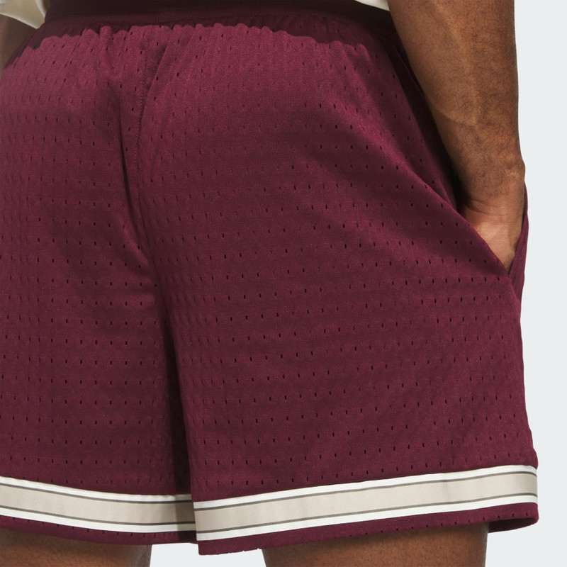 ORIGINALS SIDELINE SHORT 8