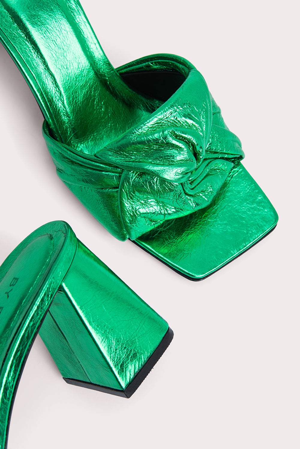 Lamar Clover Green Metallic Leather - 4