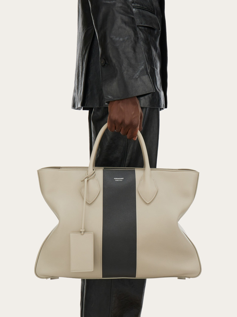 FERRAGAMO Tote bag (L) outlook