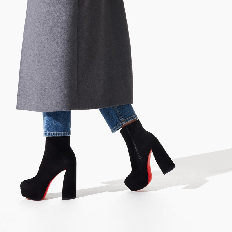 Christian Louboutin Movida Booty BLACK outlook