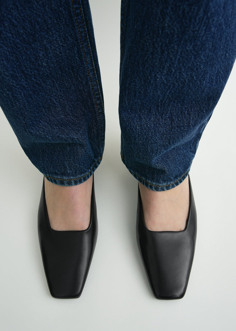 Totême Square leather kitten mules black outlook