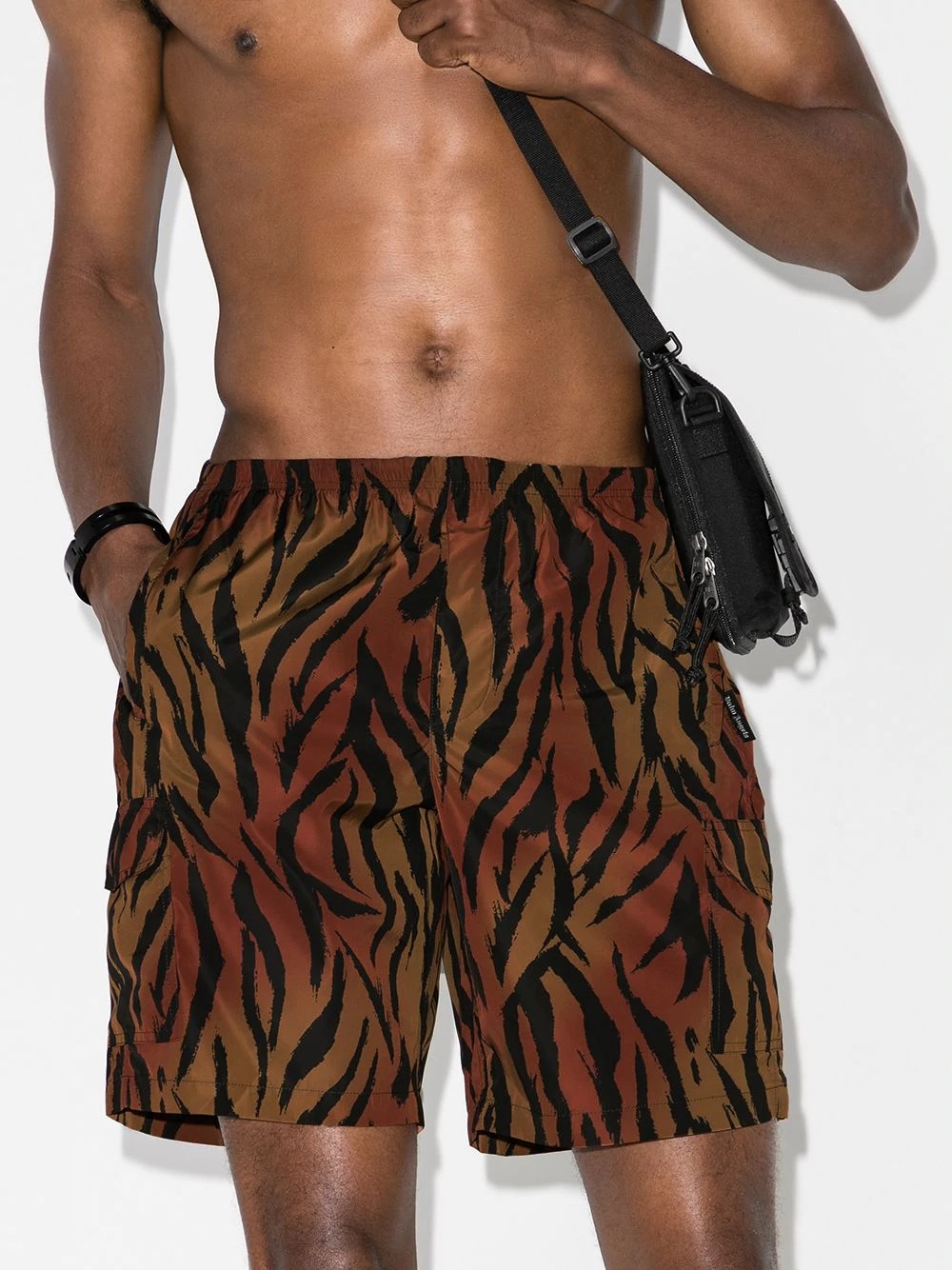 tiger print swim short - 2