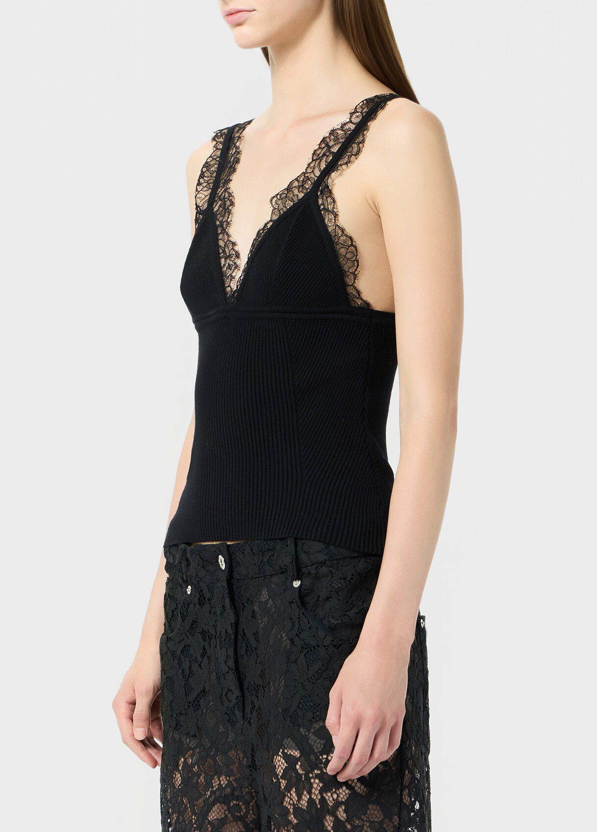 RIBBED TOP WITH LACE APPLIQUÉ - 4