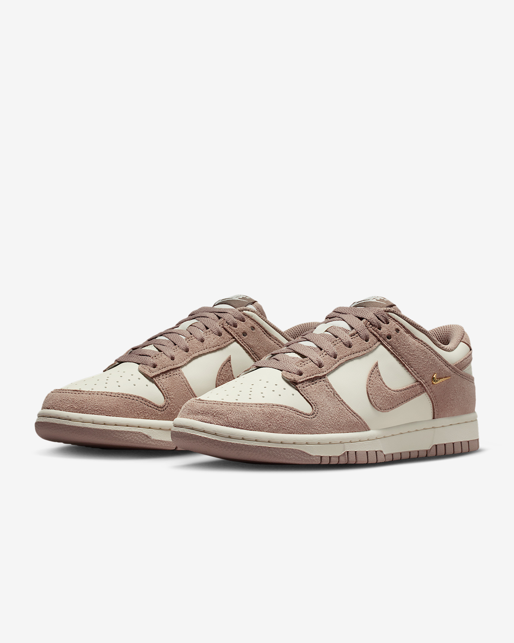 Nike Dunk Low Women's Shoes - 5