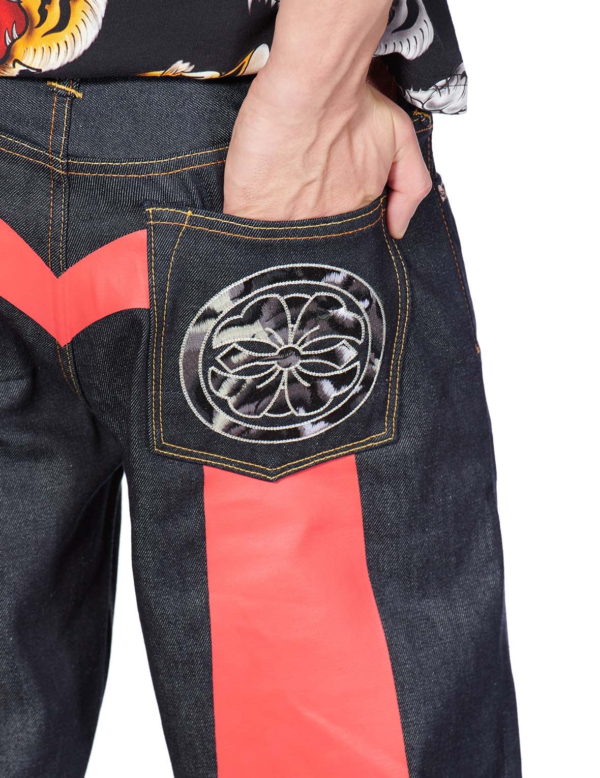 DAICOCK PRINTED DENIM SHORTS WITH TIGER-PATTERNED KAMON EMBROIDERY - 6