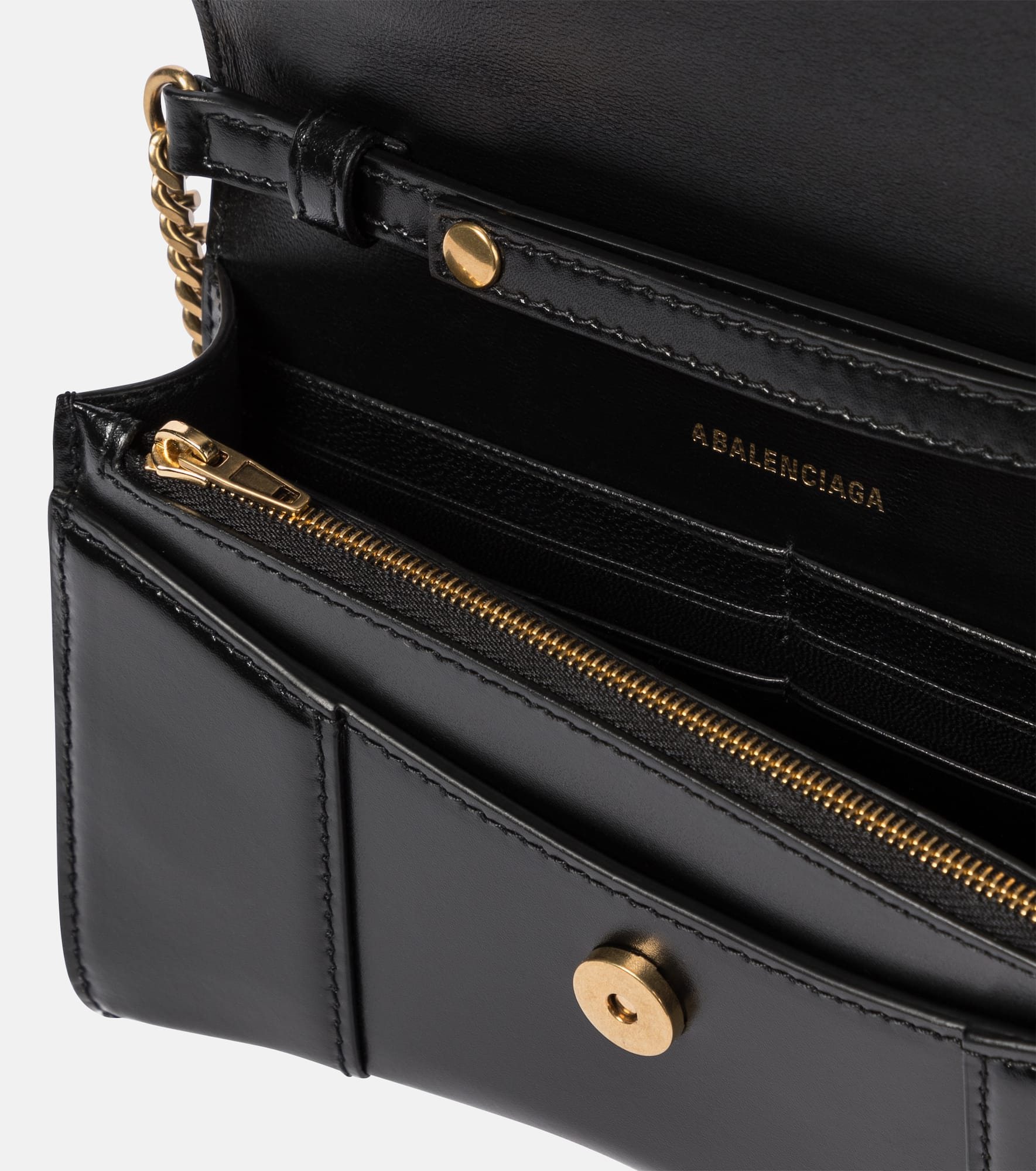 Hourglass leather wallet on chain - 3
