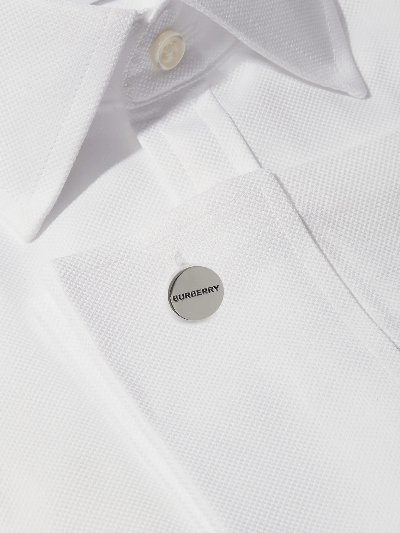 Logo-engraved cufflinks - 2