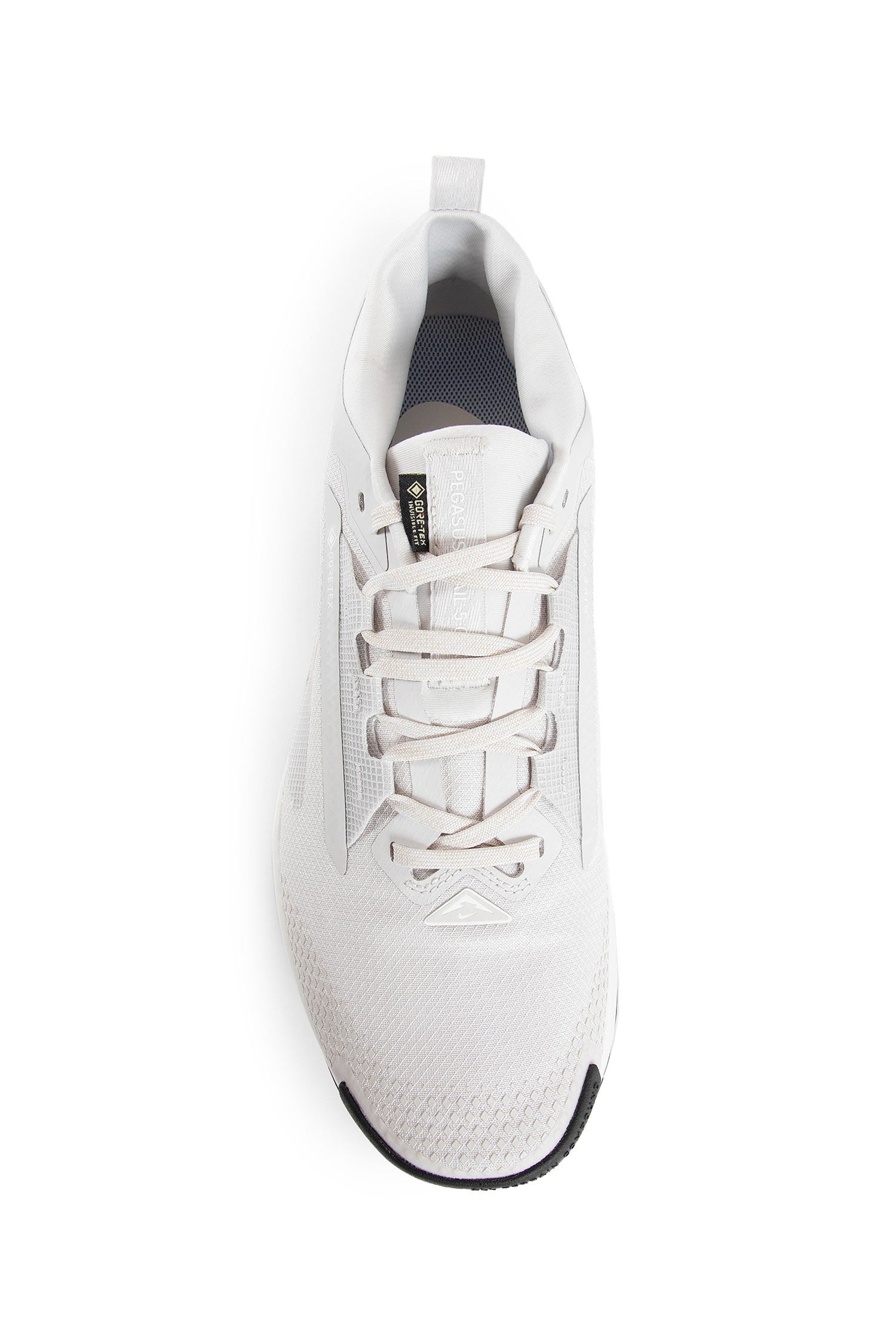 Pegasus-Trail-5-Gore-Tex-Sneakers - 5