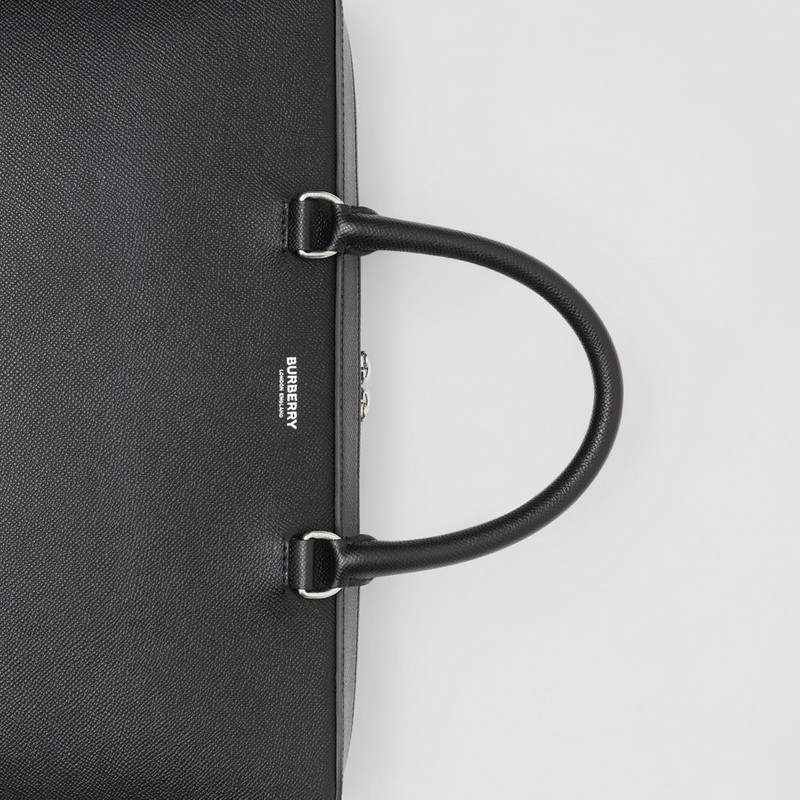 Grainy Leather Briefcase 2