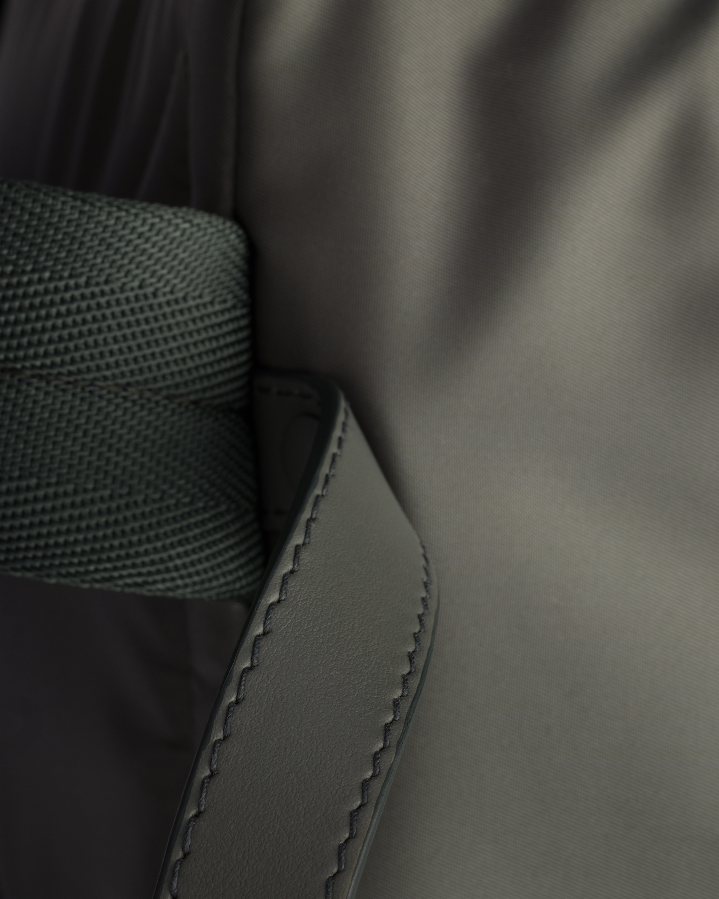 Re-Nylon and leather backpack - 7