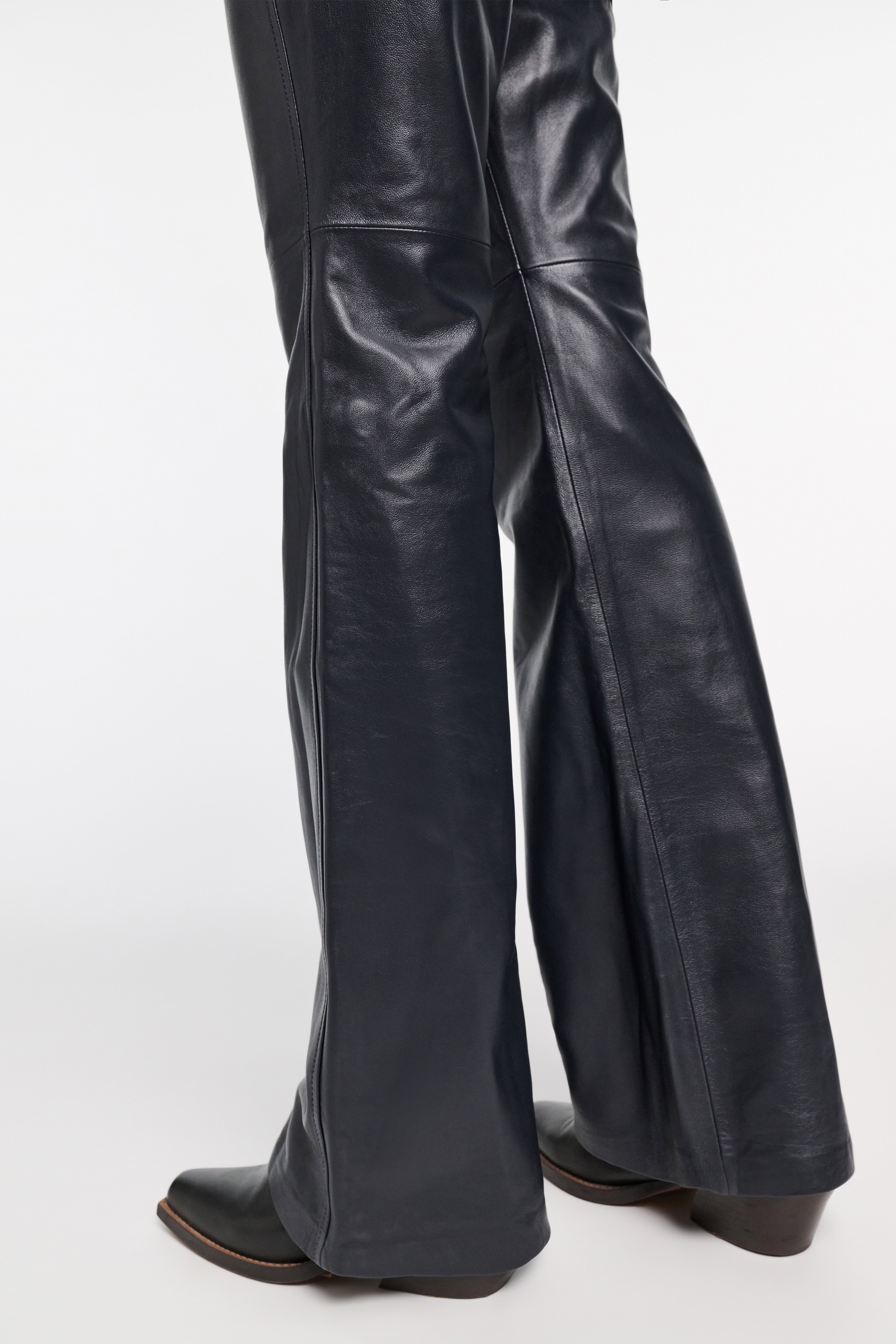 SLEEK STATEMENT pants - 6
