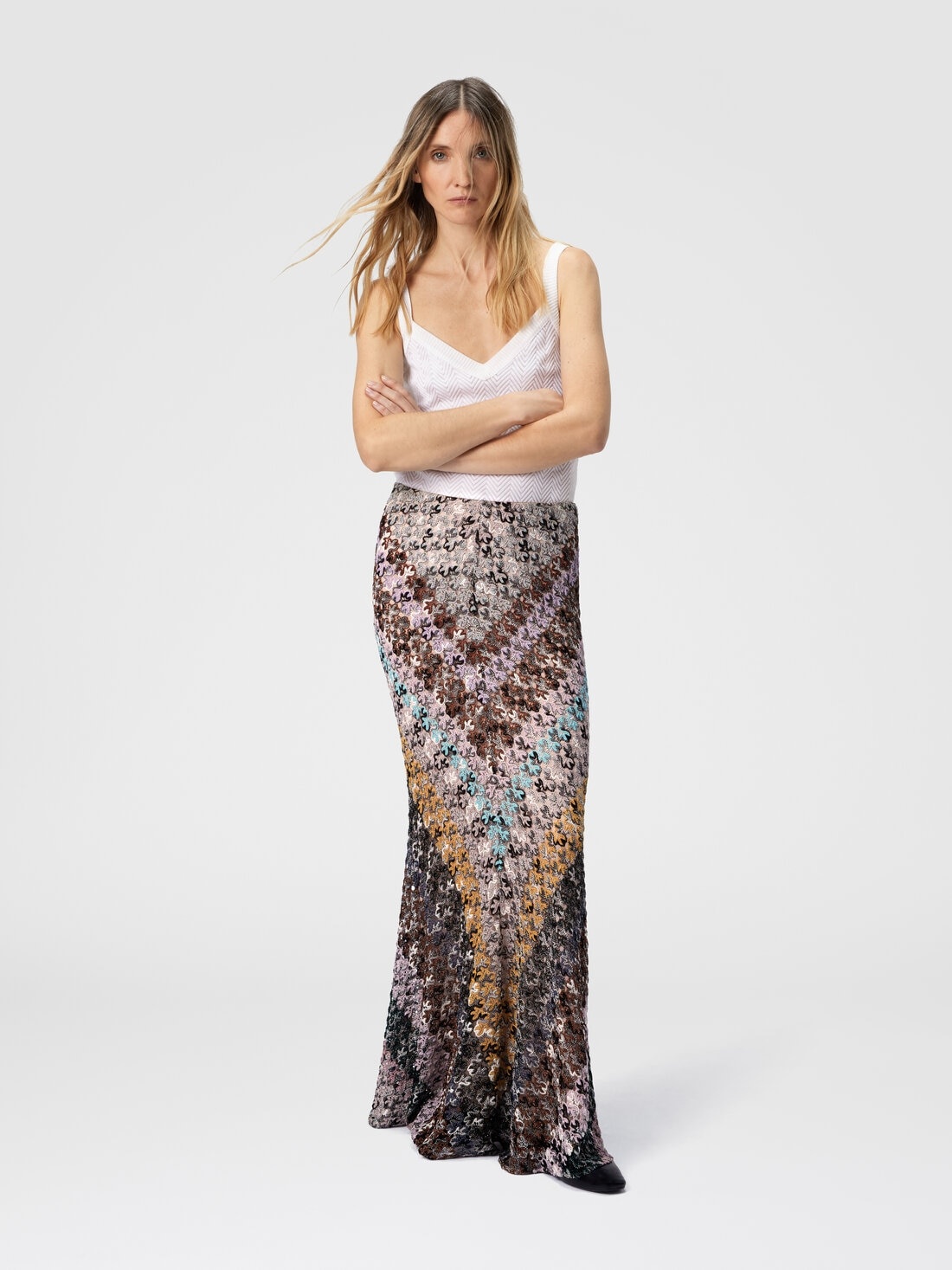 Flared Long Skirt in Lace - 2