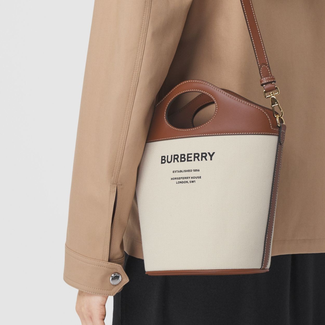 Small Two-tone Canvas and Leather Pocket Bucket Bag - 9