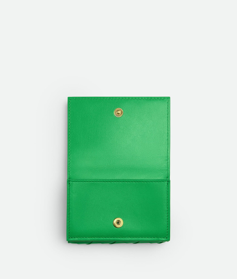 tiny tri-fold wallet 4