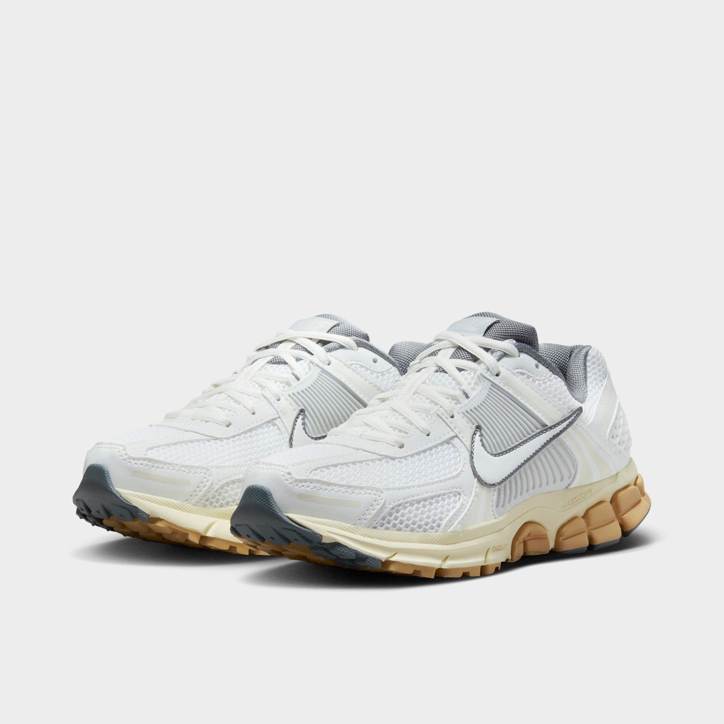 WOMEN'S NIKE ZOOM VOMERO 5 CASUAL SHOES - 2