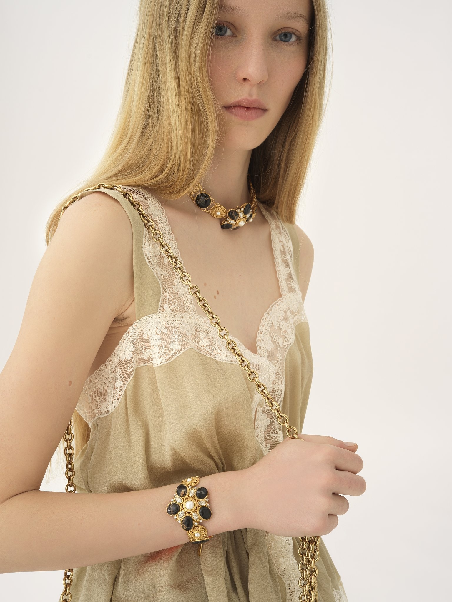 THE CHLOÉ MAGNIFICENT BRACELET - 2