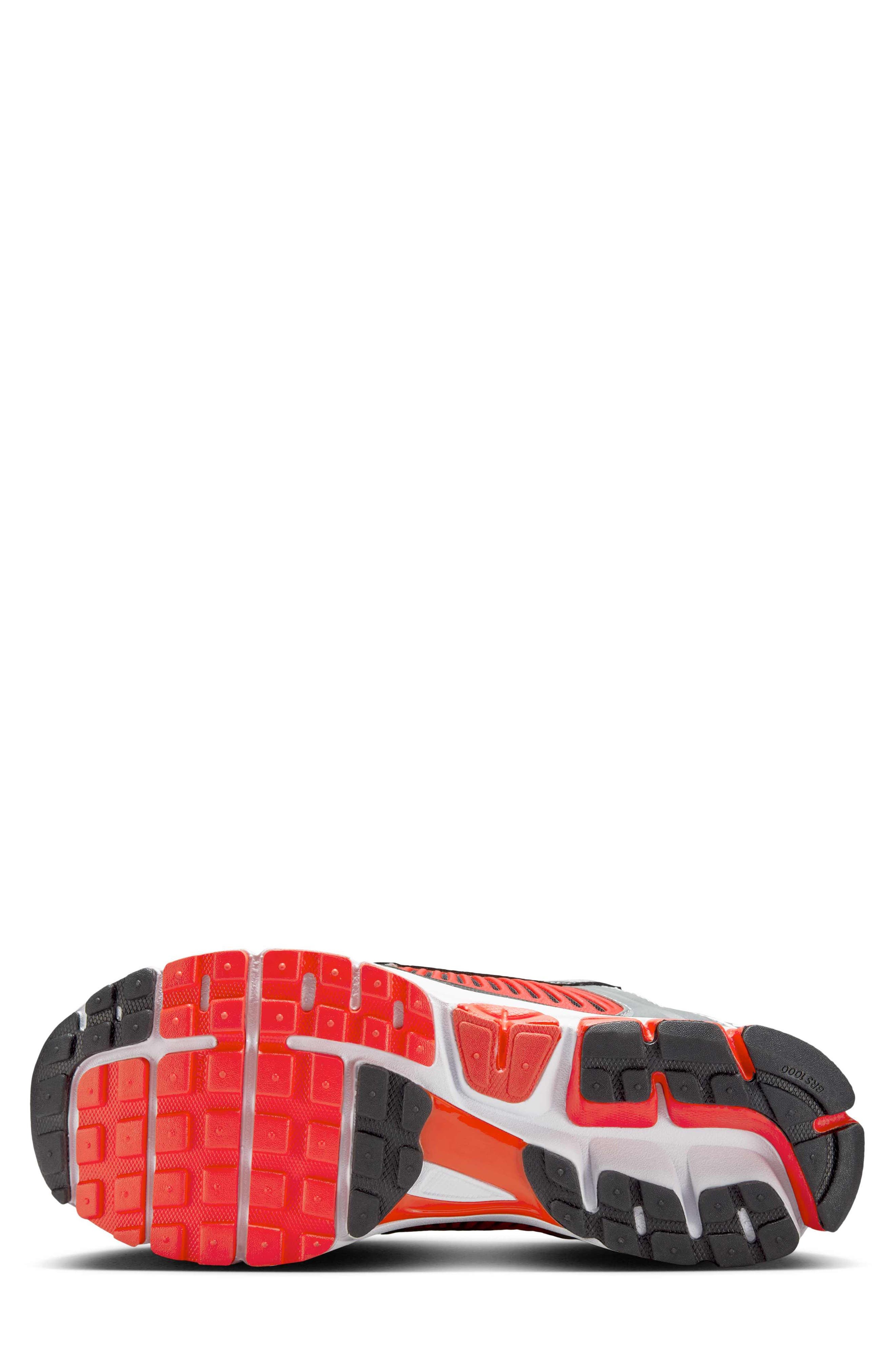 Nike Zoom Vomero 5 Sneaker in Metallic Silver/Light Crimson at Nordstrom - 4