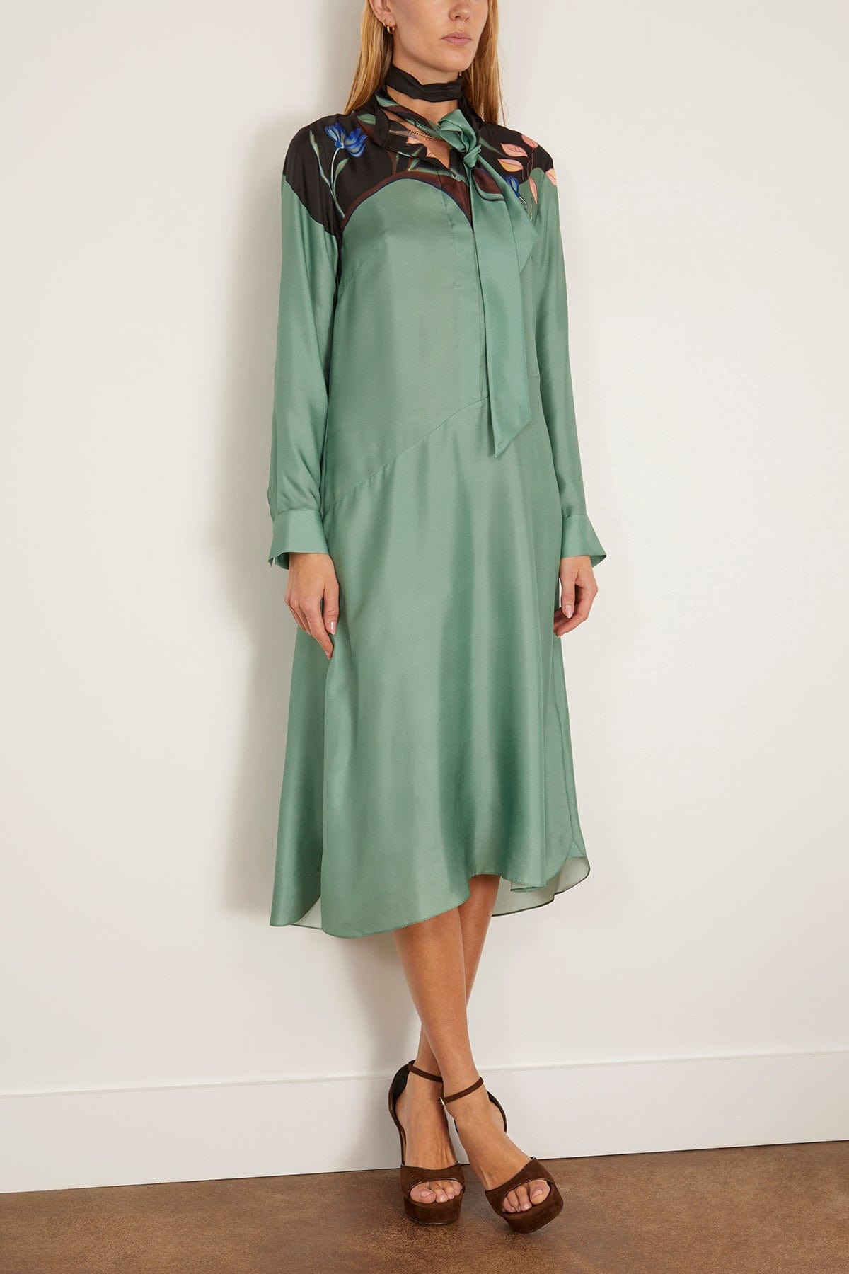 Seductive Bloom Dress in Autumn Green - 3