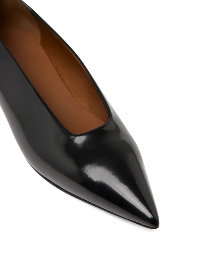 pointed-toe 새끼 고양이 펌프 4